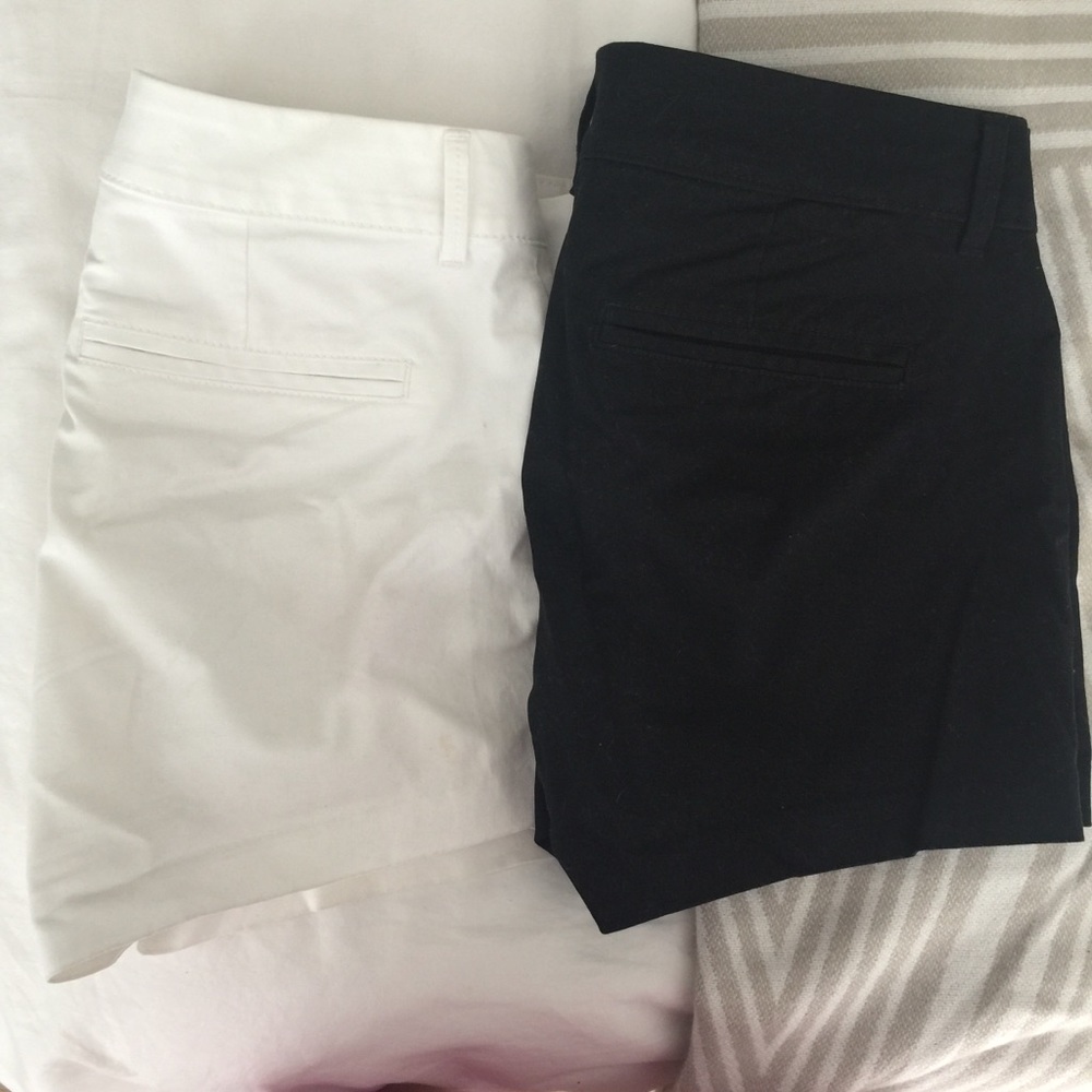 Pair of Shorts - White and Black